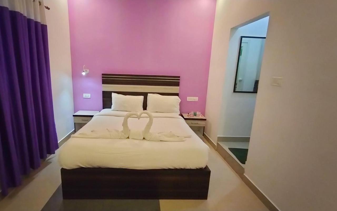 Hotel Railview Residency à Alappuzha Extérieur photo